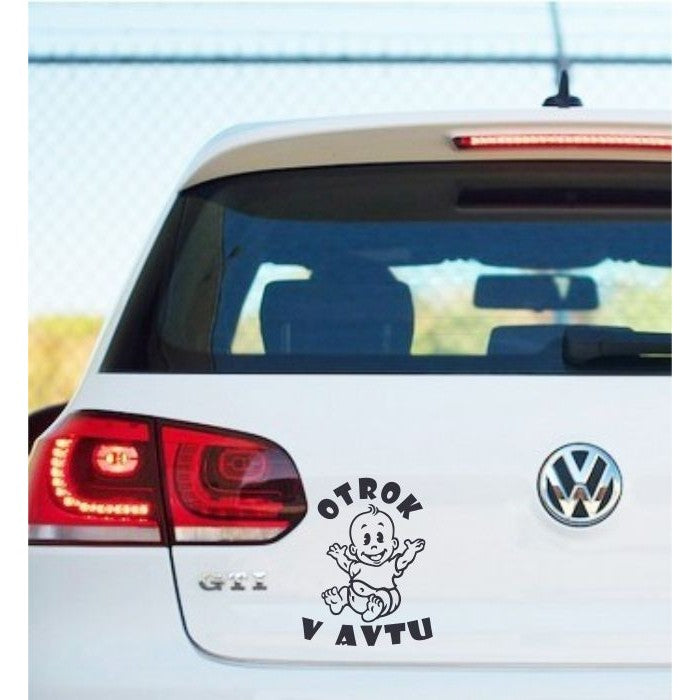 Nalepka Otrok v avtu